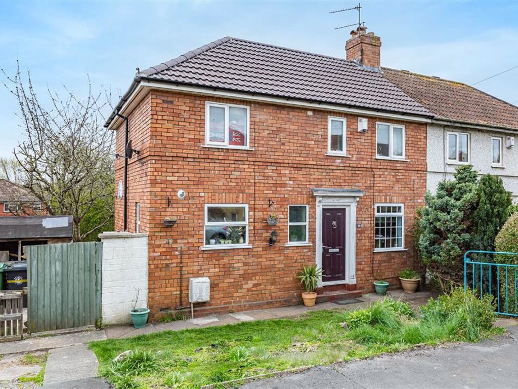 For sale 3 bedroom semidetached house, £275,000, Grove Leaze