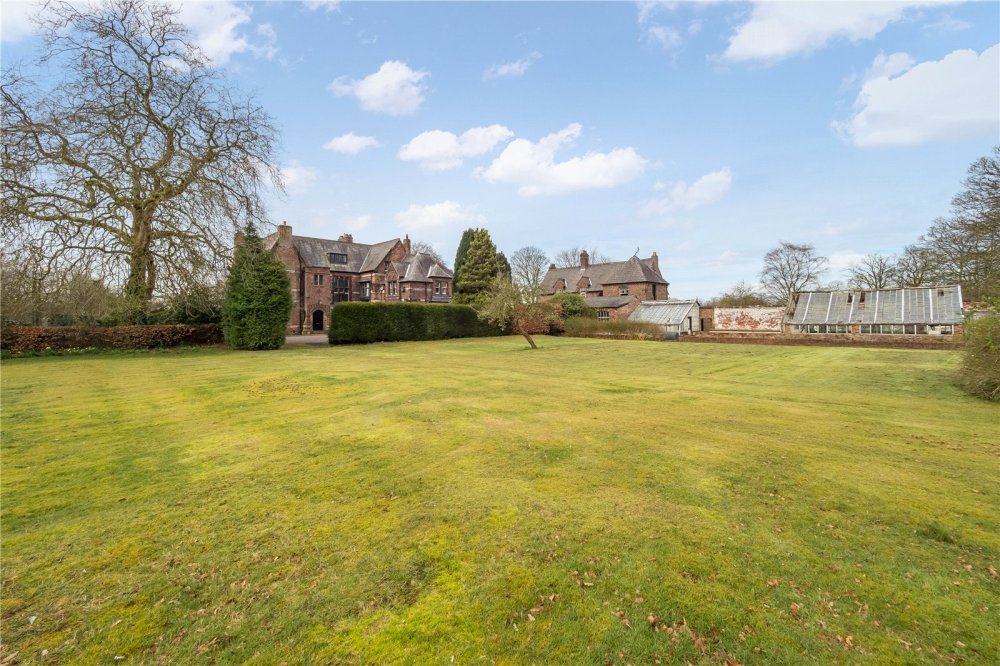 JacksonStops 8 bedroom property for sale in Cliff Lane, Grappenhall