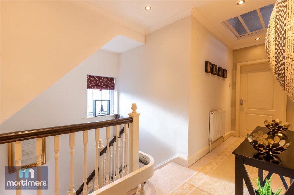 5 bedroom property for sale in Beardwood Brow, Blackburn, BB2 Offers