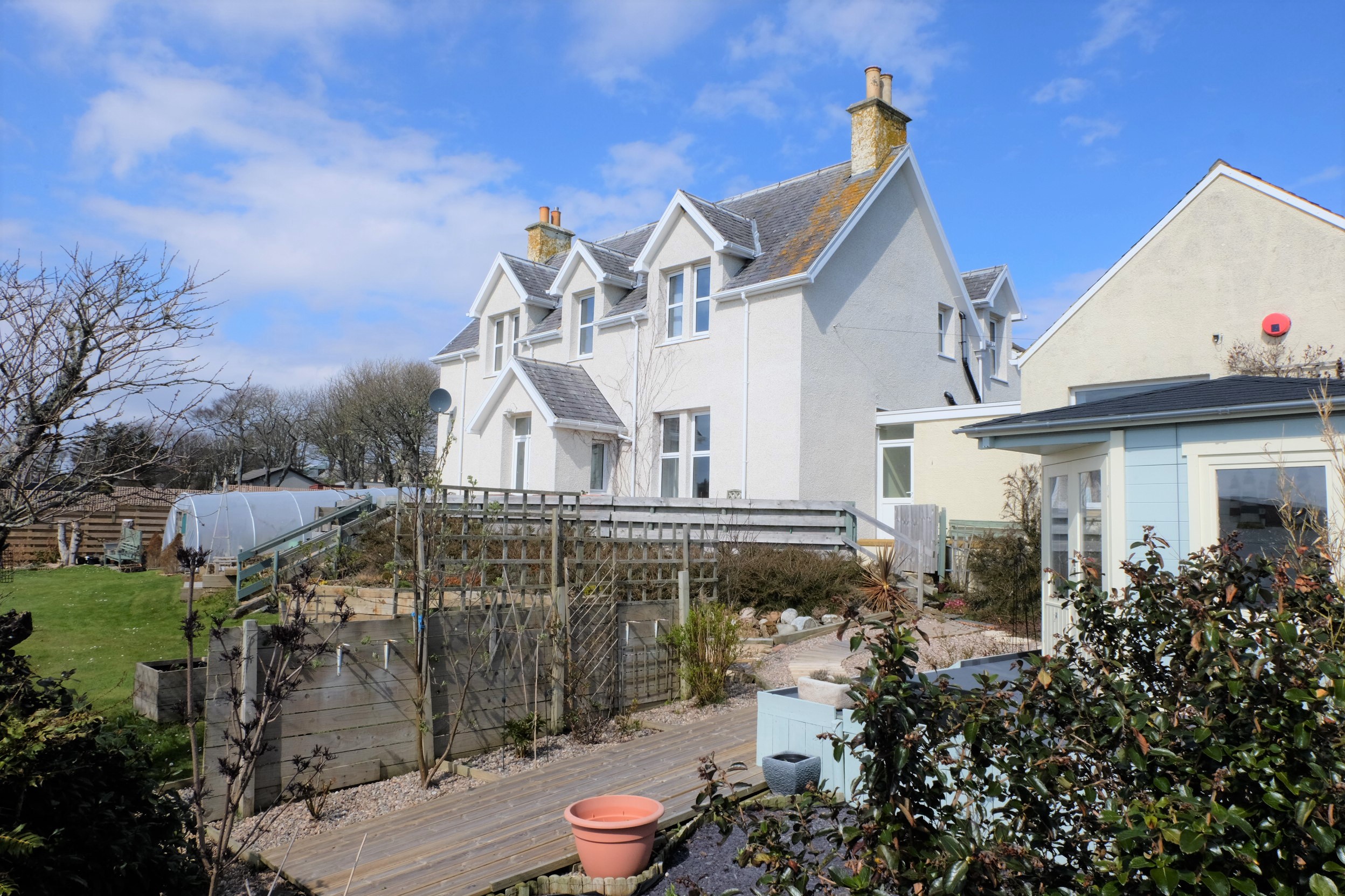 6 bedroom property for sale in Dunbeath Offers over £345,000