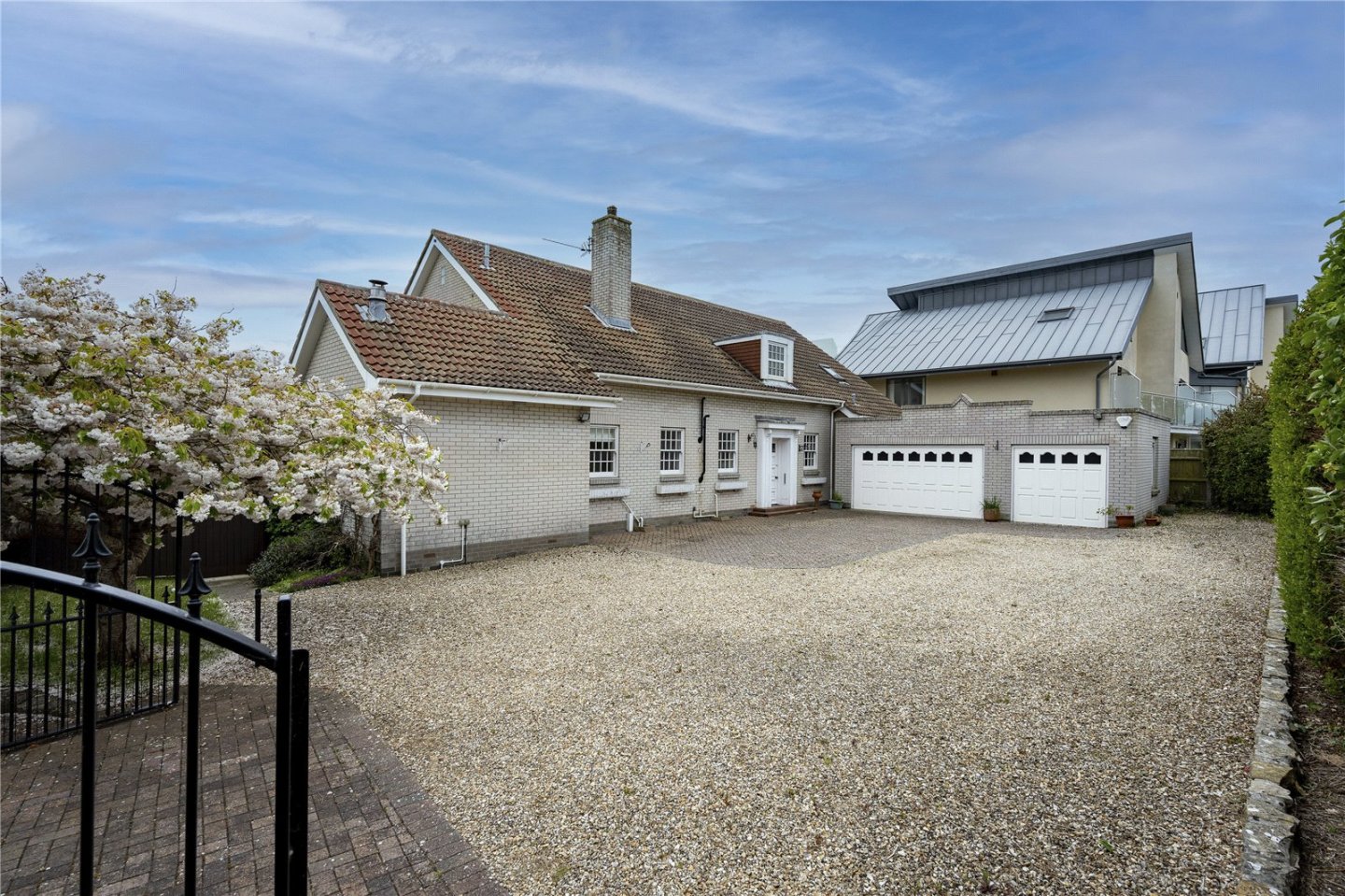 JacksonStops 4 bedroom property for sale in Bowleaze Coveway