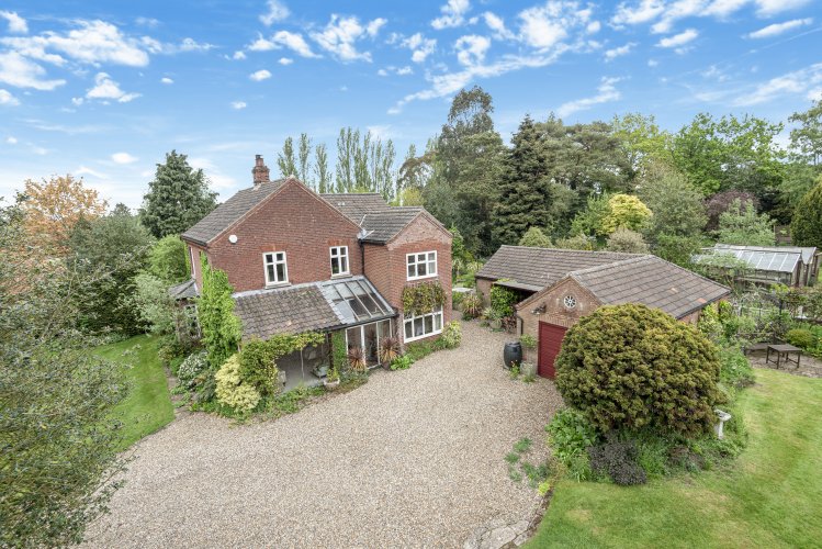 5 bedroom property for sale in Swardeston, Norwich, Norfolk Guide