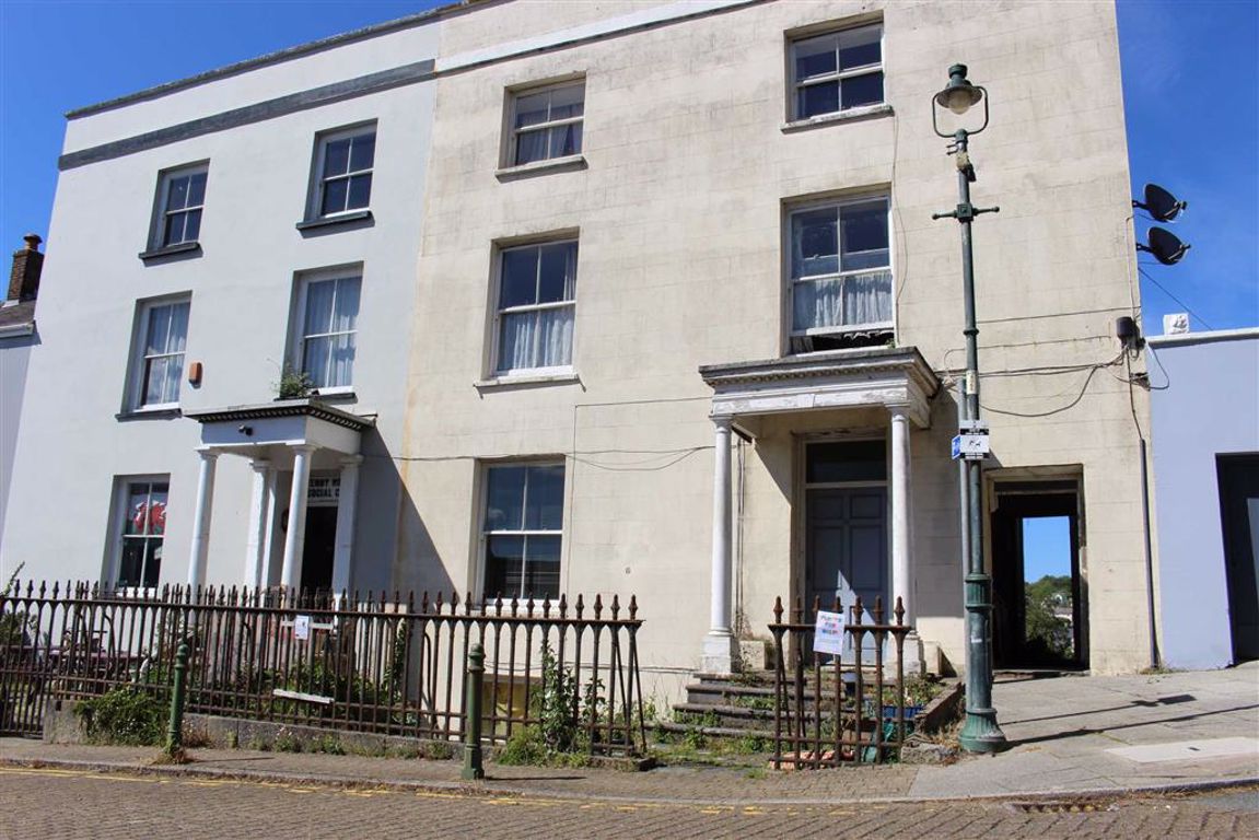1 bedroom property for sale in Main Street, Pembroke Offers in the