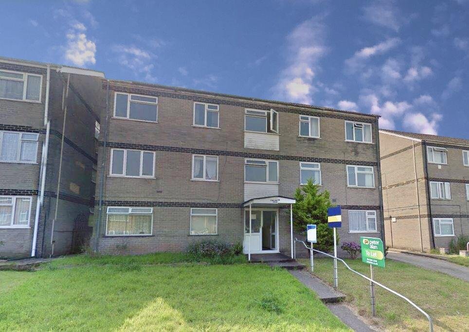 2 bedroom property to let in Cranleigh Rise, Rumney, CARDIFF £600 pcm