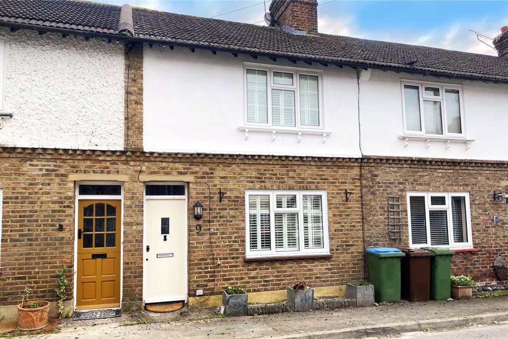 3 bedroom property for sale in The Cottrells, Angmering, Littlehampton