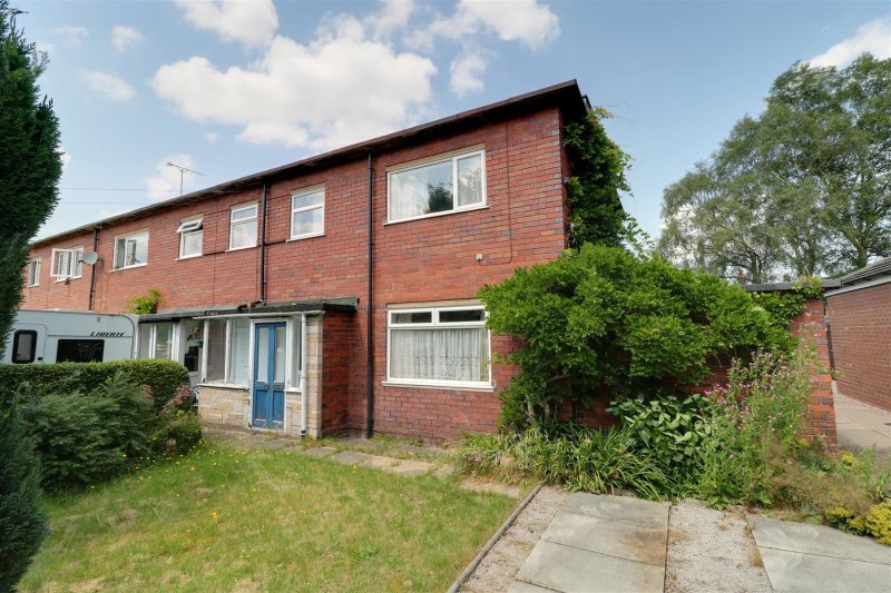 3 bedroom property for sale in Moorhouse Avenue, Alsager Guide price