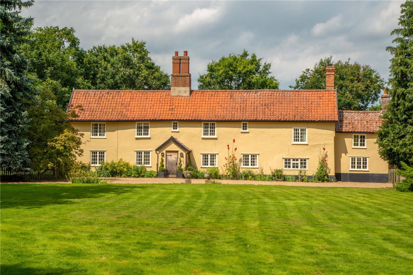 JacksonStops 6 bedroom property for sale in Brome, Eye, IP23 Guide