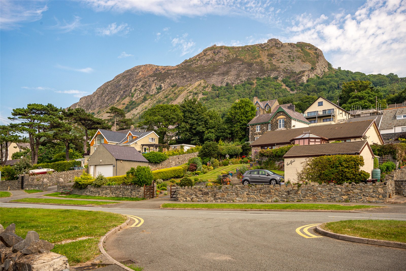 2 bedroom property for sale in Glan View, Penmaenmawr Road