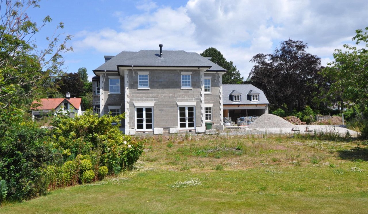 7 bedroom property for sale in Well Lane, Heswall, Wirral, CH60 Price