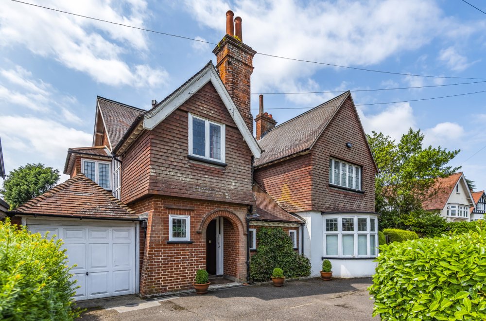 5 bedroom property for sale in Eaton Road, Norwich, Norfolk Guide