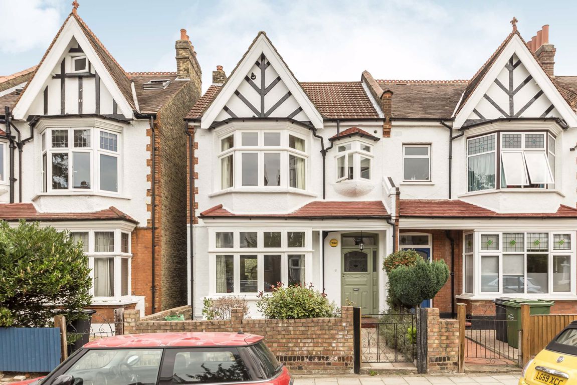 Jacksons 3 bedroom property for sale in Wavertree Road, Streatham