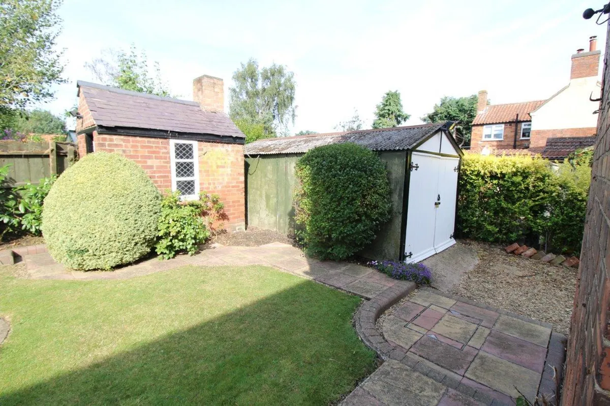 ALBERT STREET, BOTTESFORD