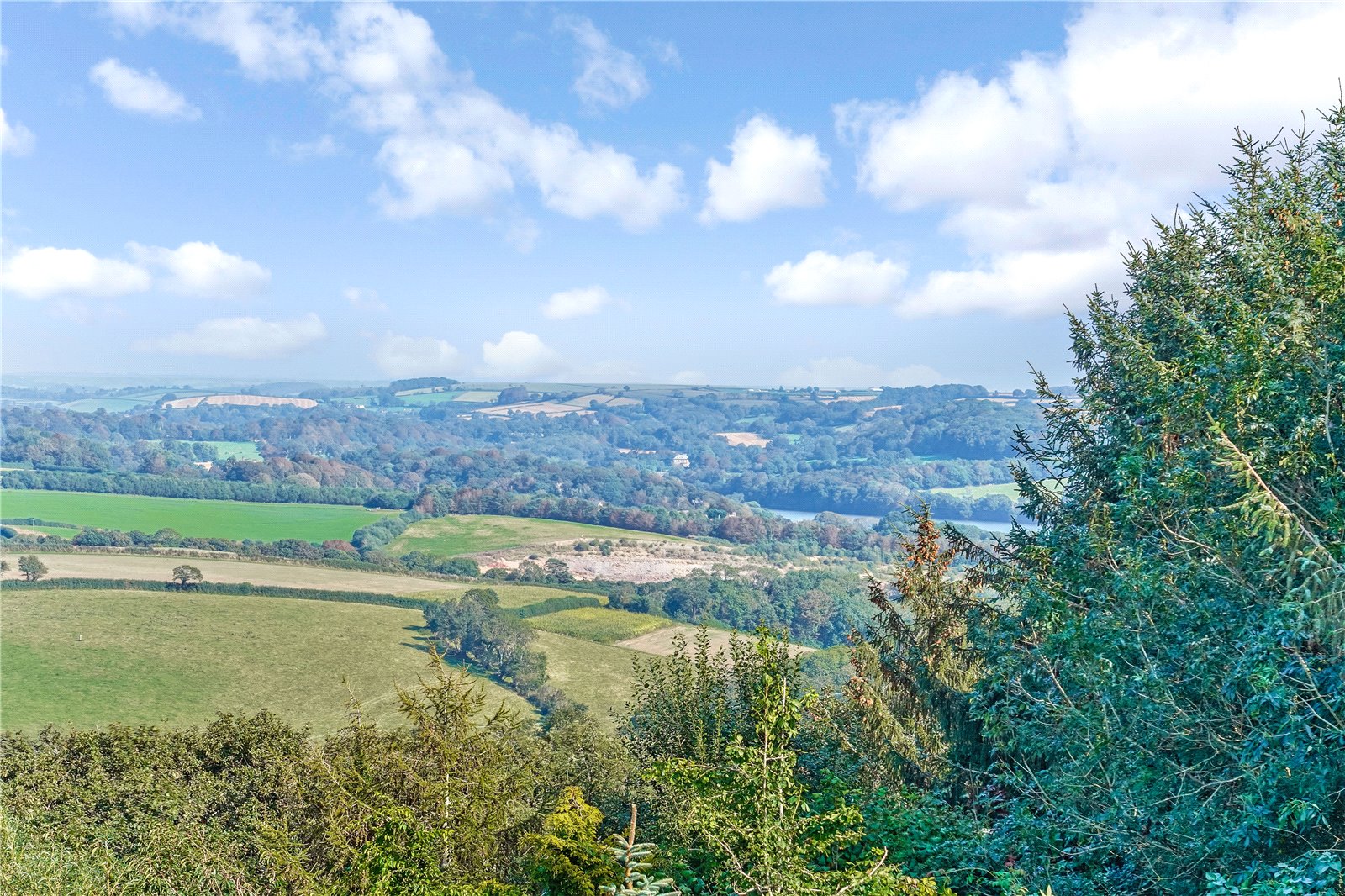 4 bedroom property for sale in Wembury, Wembury, Plymouth, PL9 Guide