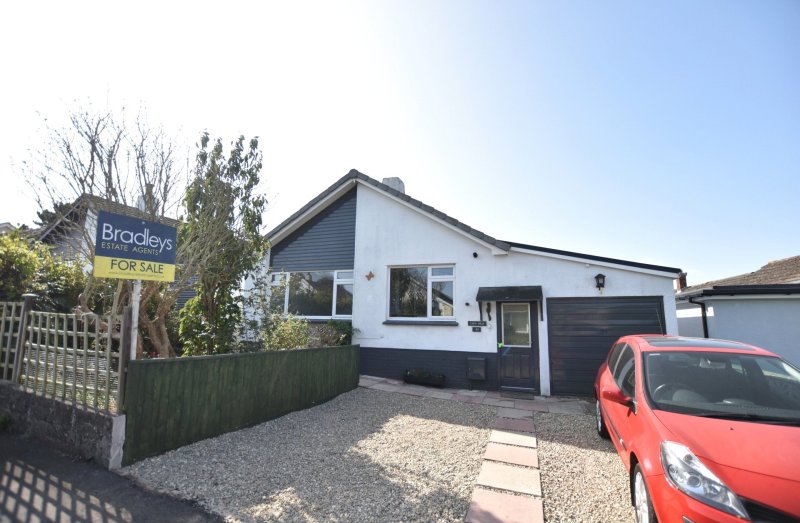 2 bedroom property for sale in Ledsgrove, Ipplepen, Newton Abbot, TQ12 Guide price £260,000