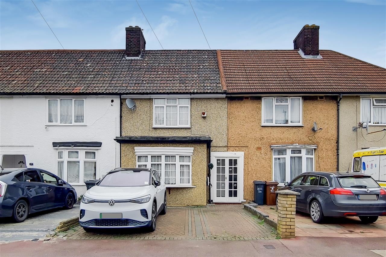 2 bedroom property for sale in Langley Crescent, Dagenham, Essex £360,000