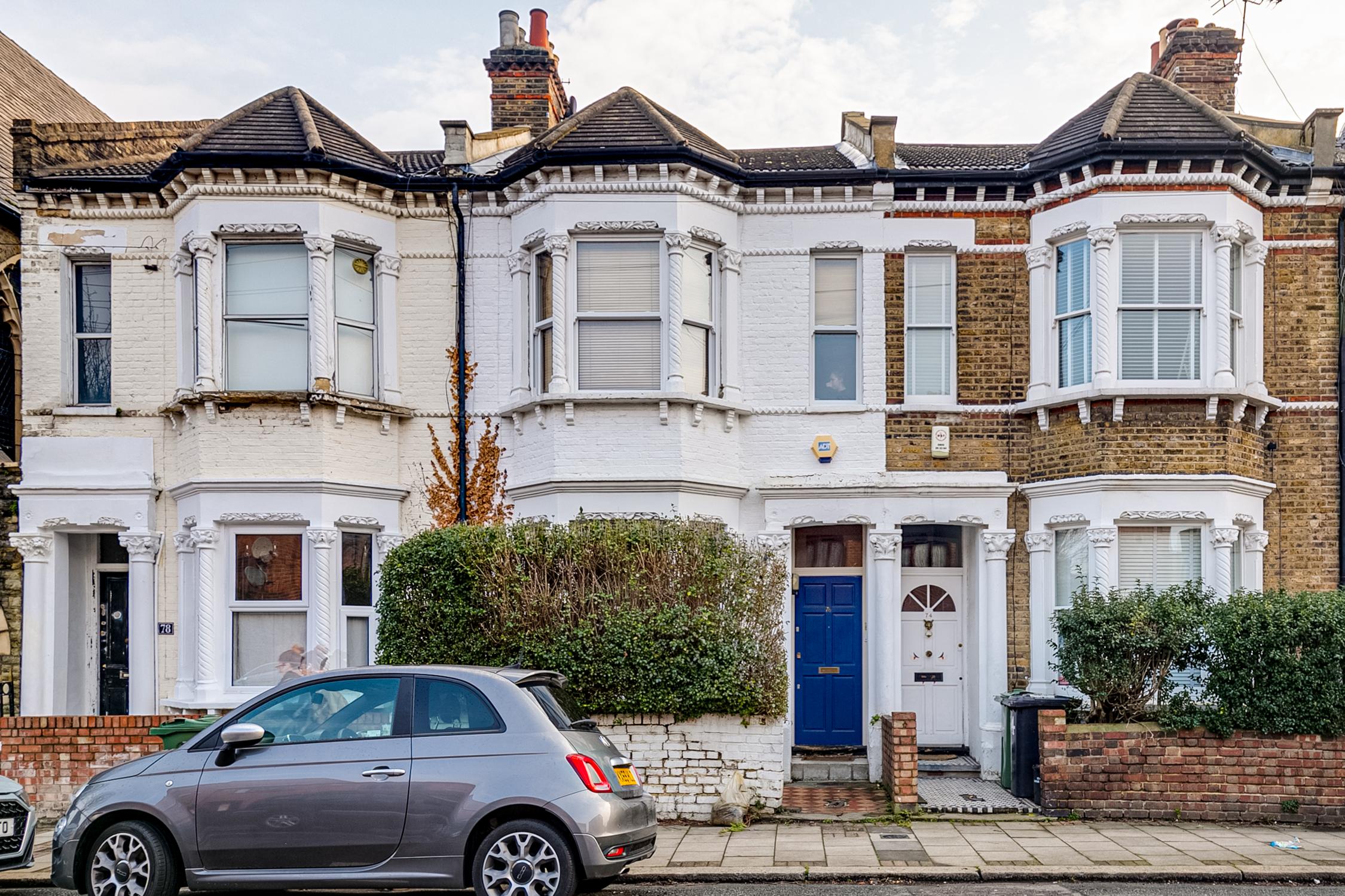 2 bedroom property for sale in Solon Road Brixton London SW2 5UY £495,000
