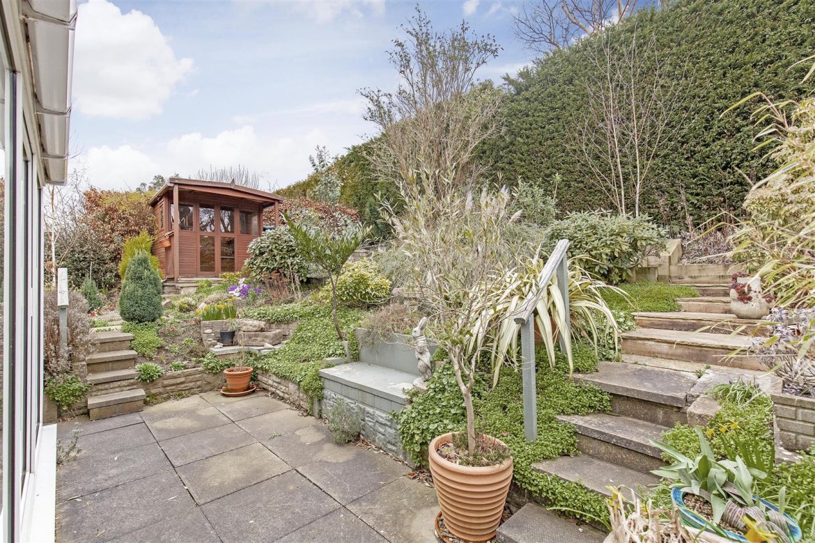 3 bedroom property for sale in Ranmoor Lane, Hathersage, Hope Valley