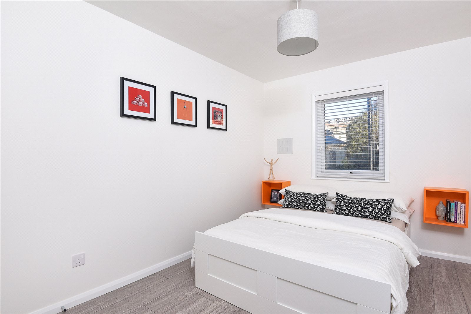 2 bedroom property for sale in Merchants Court, Rownham Mead, Bristol