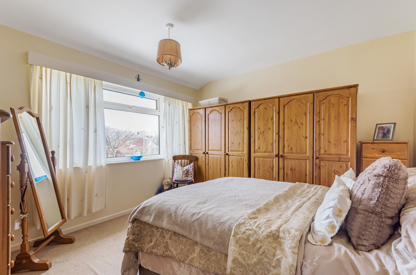 3 bedroom property for sale in Broadlands Avenue, North Petherton