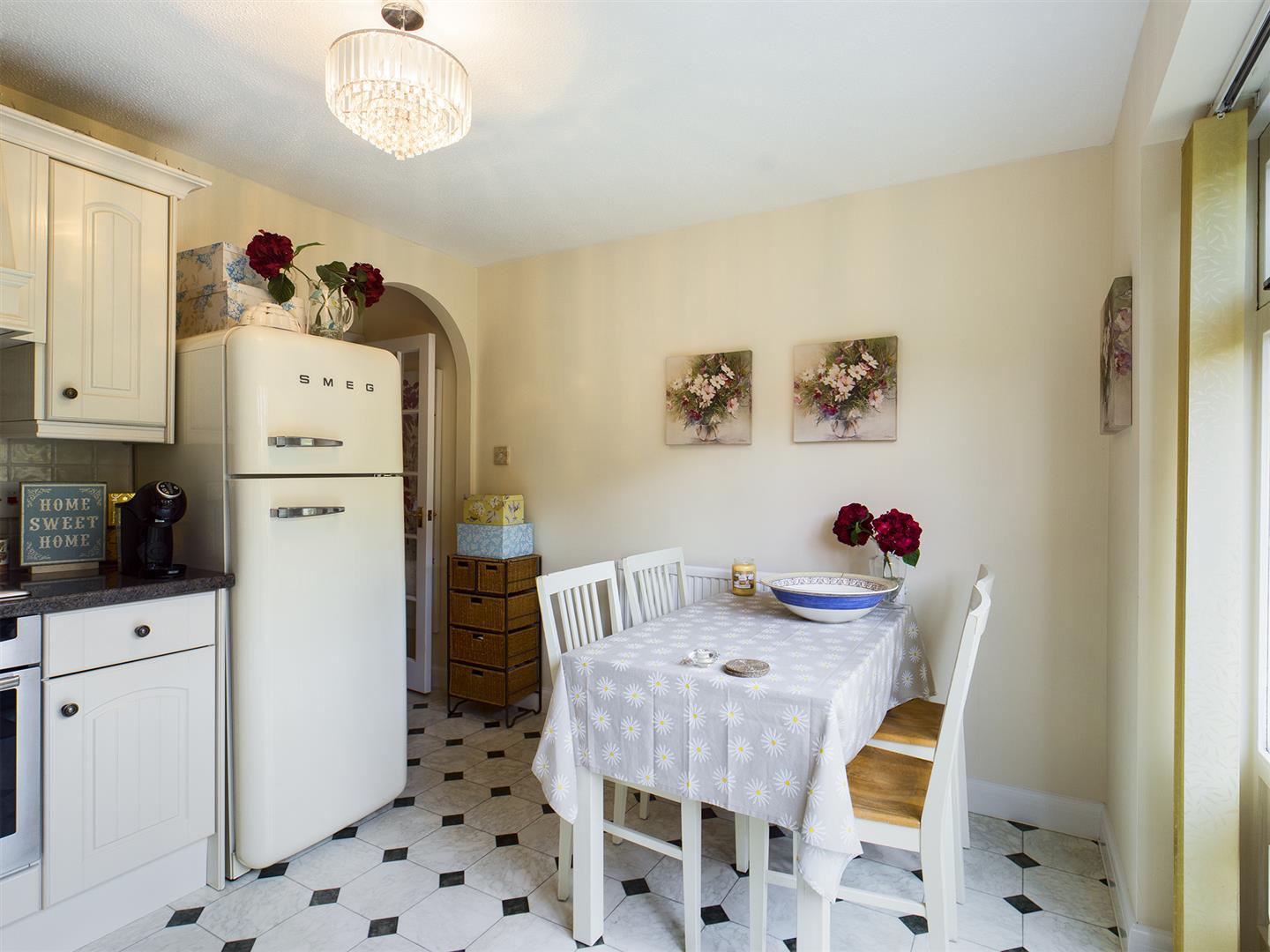 2 bedroom property for sale in Tillotson Close, Maidenbower £360,000