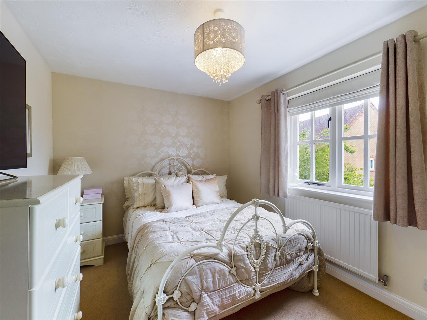 2 bedroom property for sale in Tillotson Close, Maidenbower £360,000