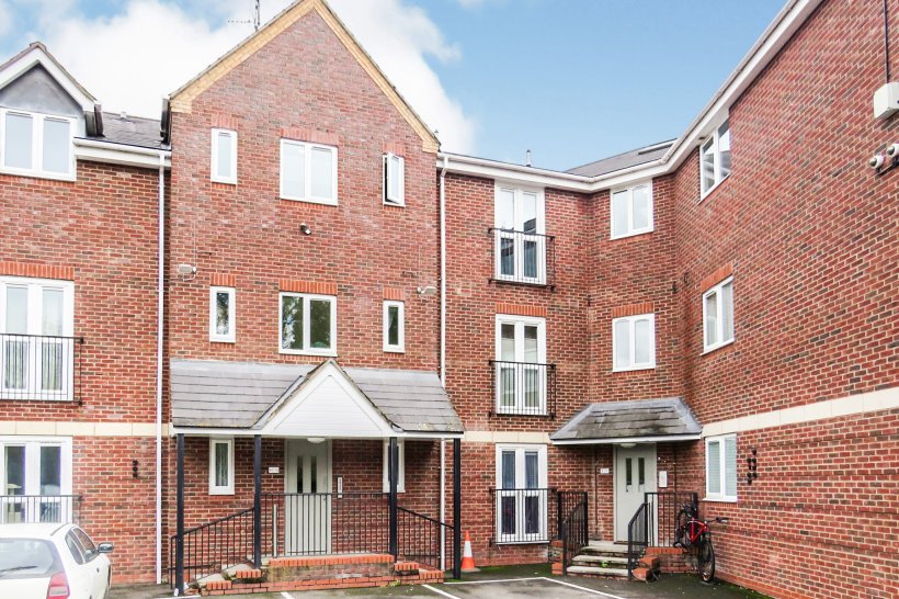 Parkfield Road, Rugby 2 bedroom apartment Shipways