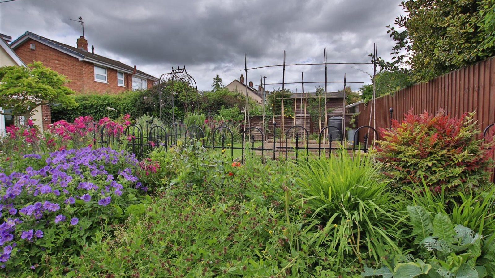 3 bedroom property for sale in Moulder Road, Newtown, Tewkesbury £389,995