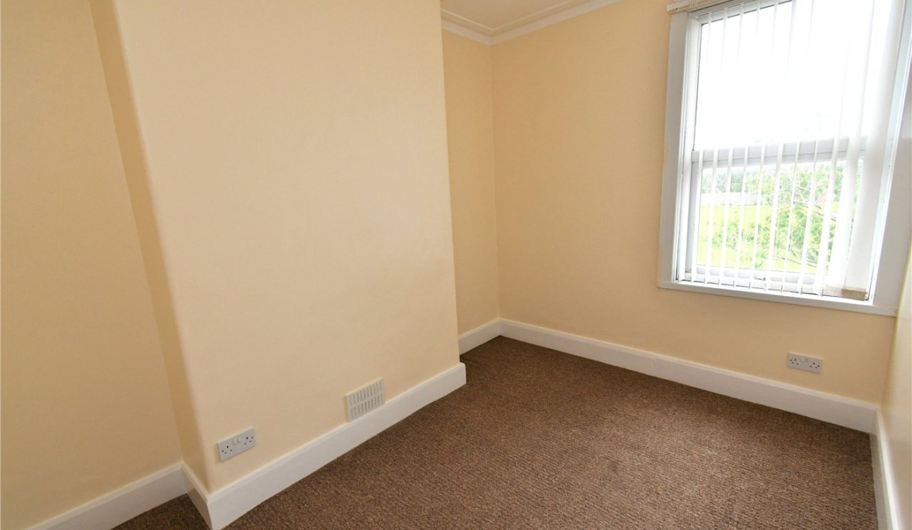 3 bedroom property to let in Fornalls Green Lane, Meols, Wirral, CH47