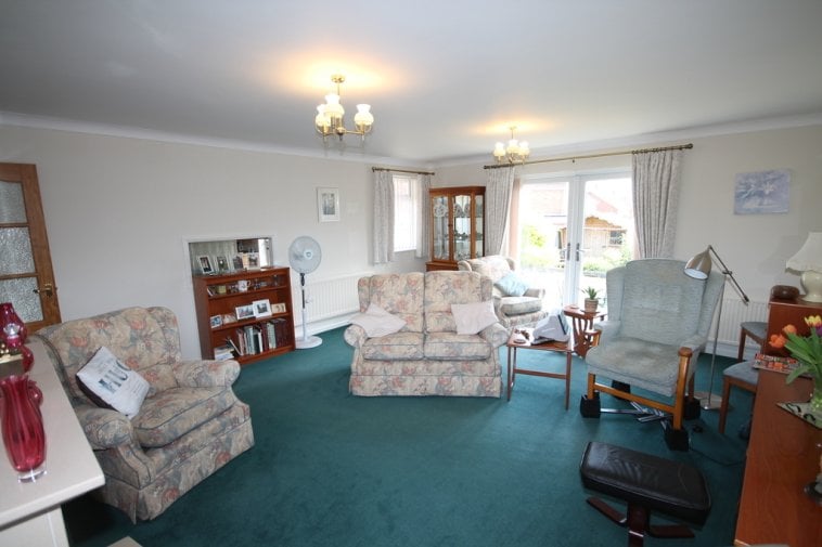 2 bedroom property for sale in Pax Hill, Putnoe, Bedford, Putnoe