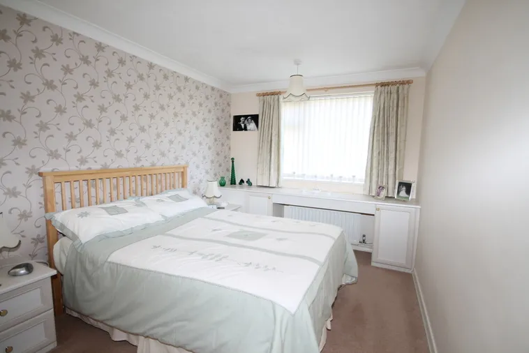 2 bedroom property for sale in Pax Hill, Putnoe, Bedford, Putnoe