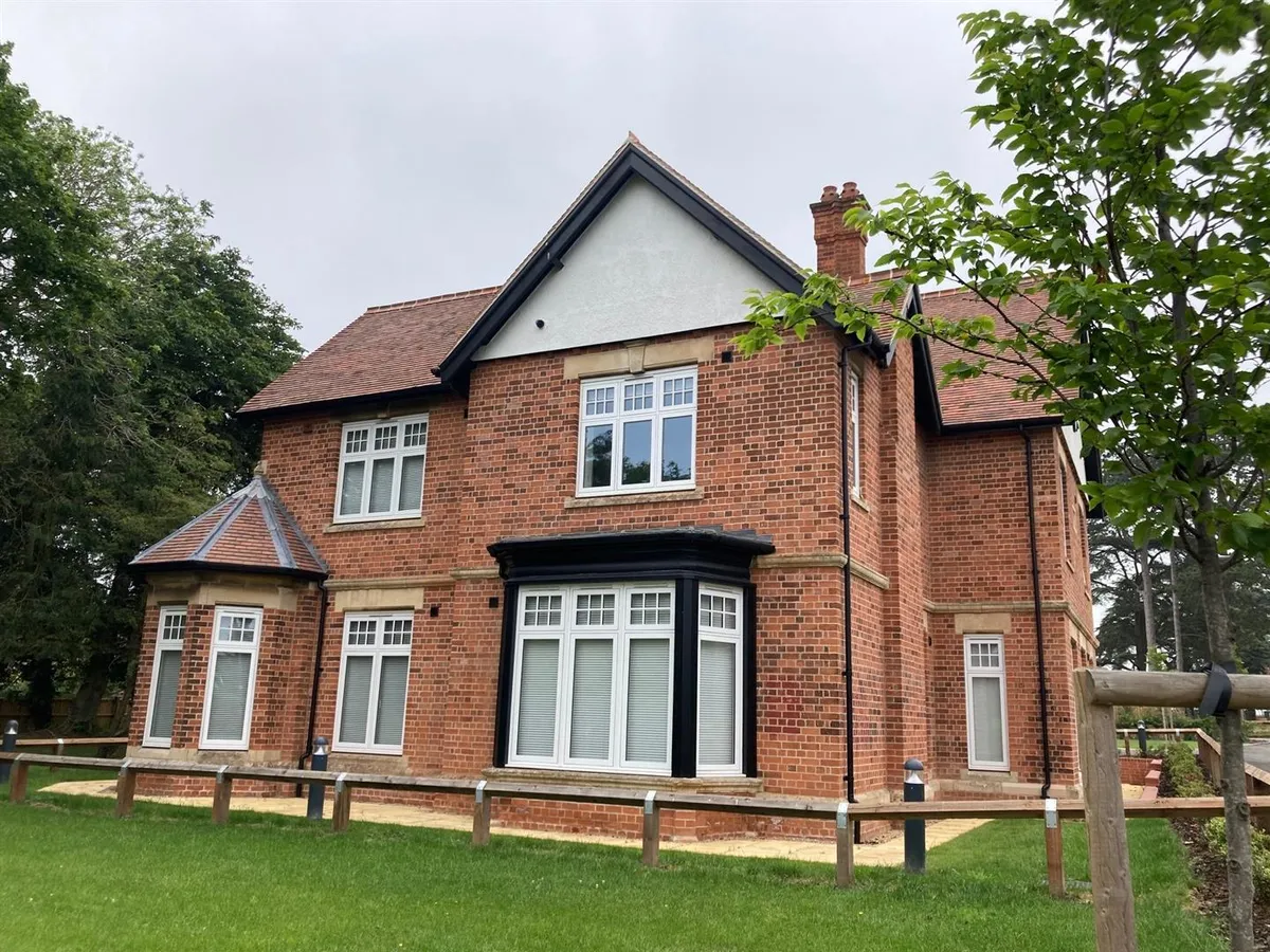 KING EDWARD AVENUE, MELTON MOWBRAY