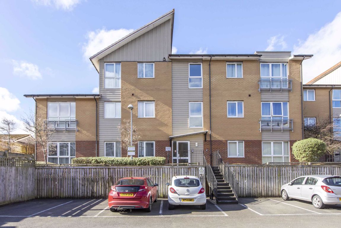 For sale 2 bedroom flat, £250,000, Parson Street, Bedminster, Bristol, BS3