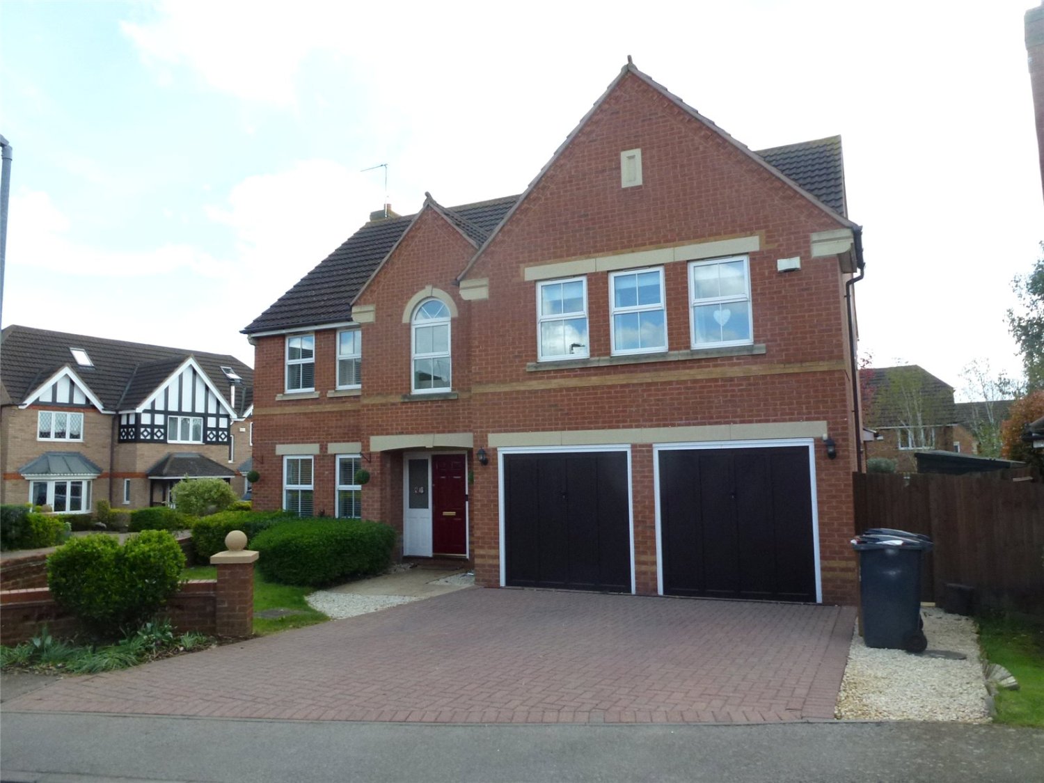 JacksonStops 5 bedroom property to let in Sorrel Close, Wootton