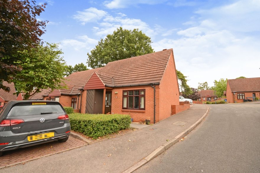 2 bedroom property for sale in Gascoigne Drive, Spondon, Derby Offers in the region of £125,000