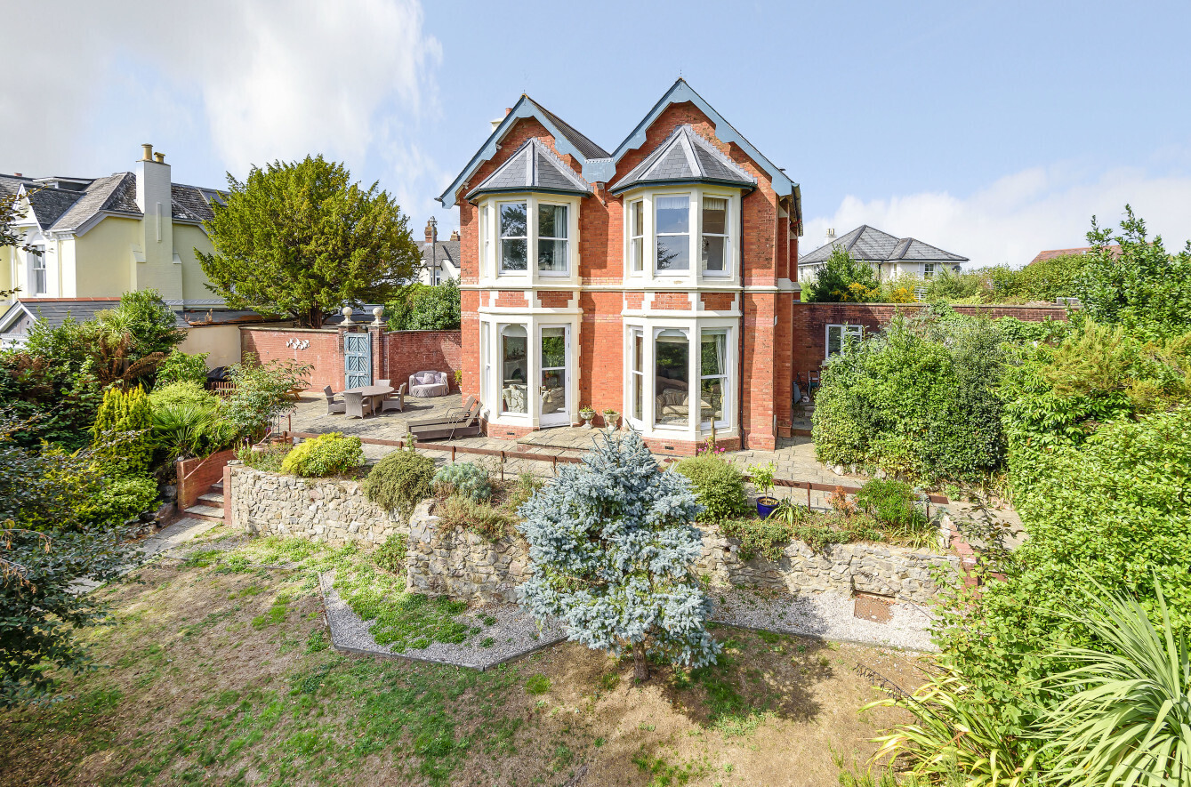 4 bedroom property for sale in Highweek Village, Newton Abbot, Devon