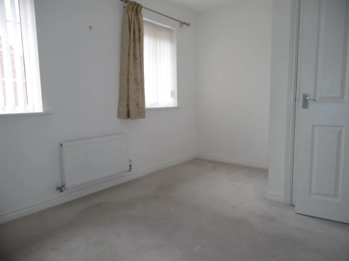 Hathersage Close, Grantham