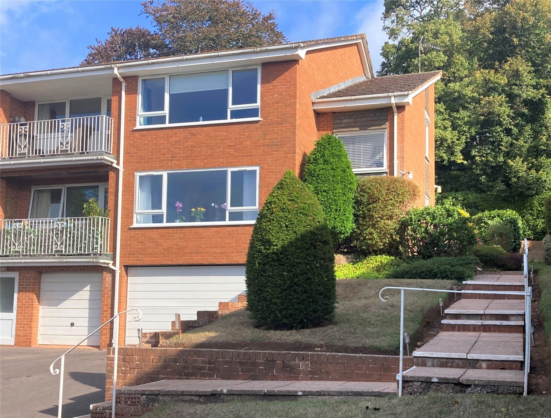 2 bedroom property for sale in Little Knowle Court, 32 Little Knowle