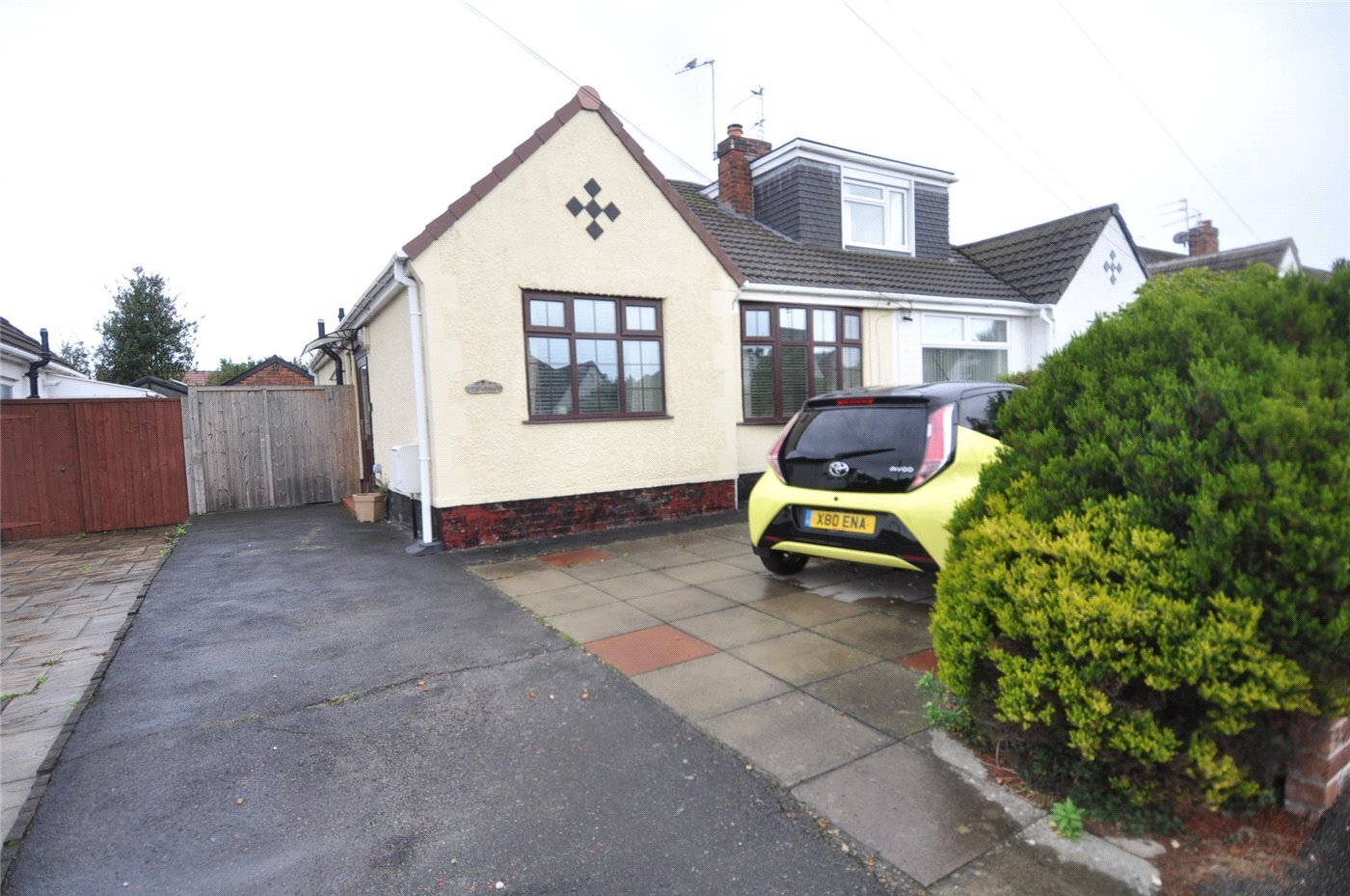 2 bedroom property for sale in Shaw Lane, Greasby, Wirral, CH49