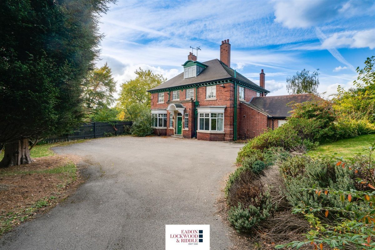 5 bedroom property for sale in Whitehill Lane, Brinsworth, Rotherham