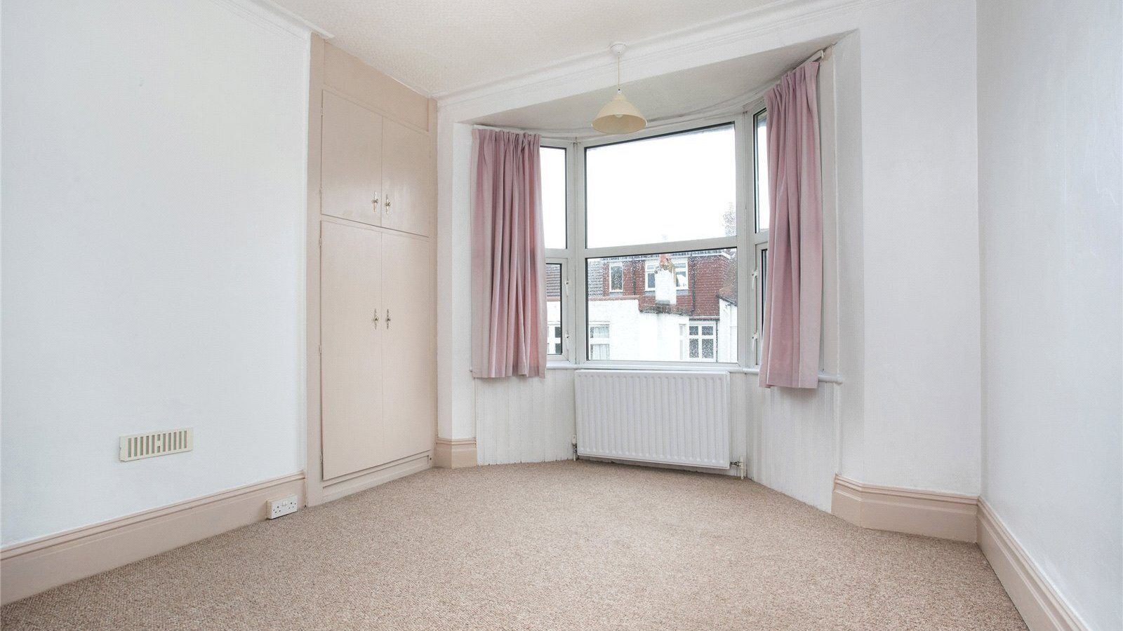 2 bedroom property to let in Glendale Road, Hove, BN3 £1,450 pcm