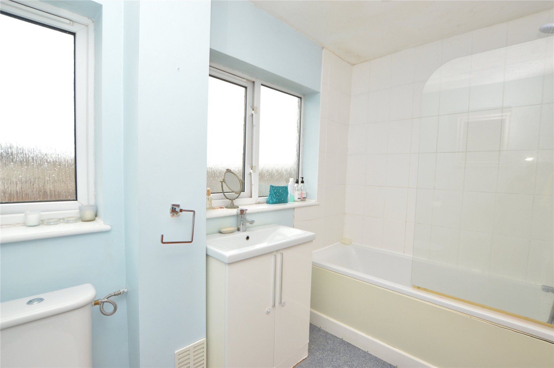 3 bedroom property for sale in Cayley Way, Plymouth, Devon, PL5 Guide