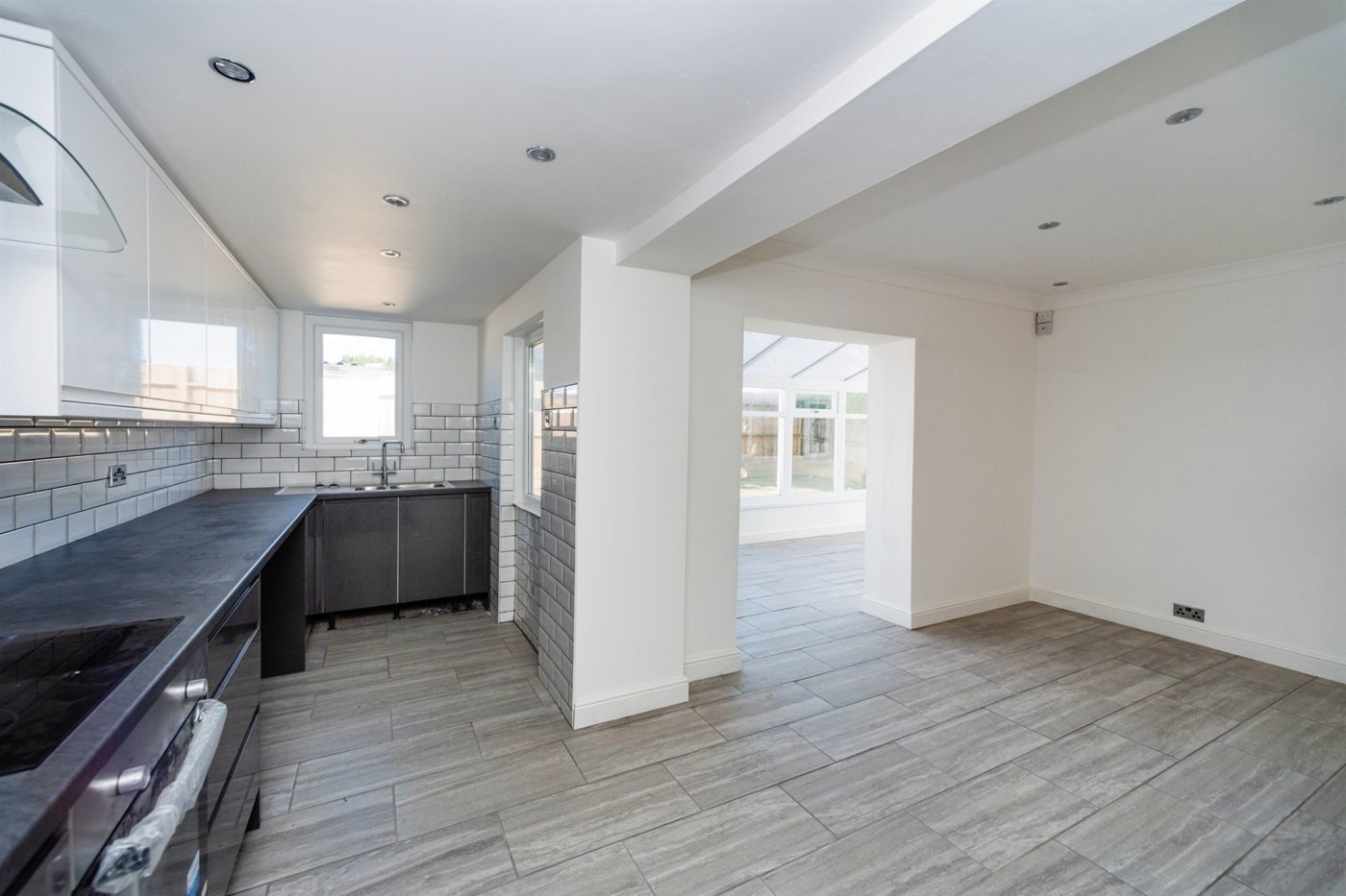 3 bedroom property for sale in HeolYGroes, Pencoed, Bridgend Offers