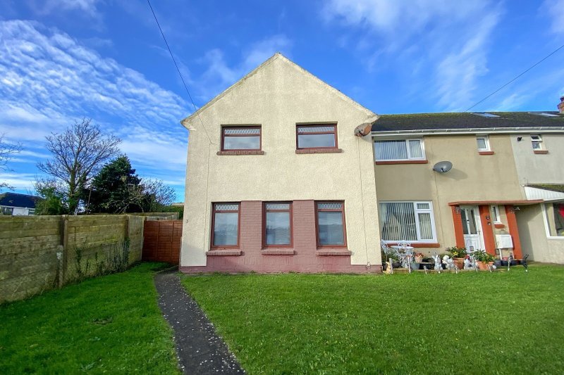 3 bedroom property for sale in Picton Close, Hakin, Milford Haven, SA73