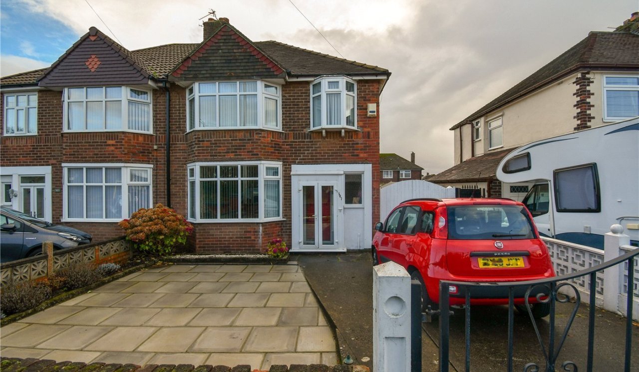 3 bedroom property for sale in Leasowe Road, Leasowe, Wirral, CH46 £