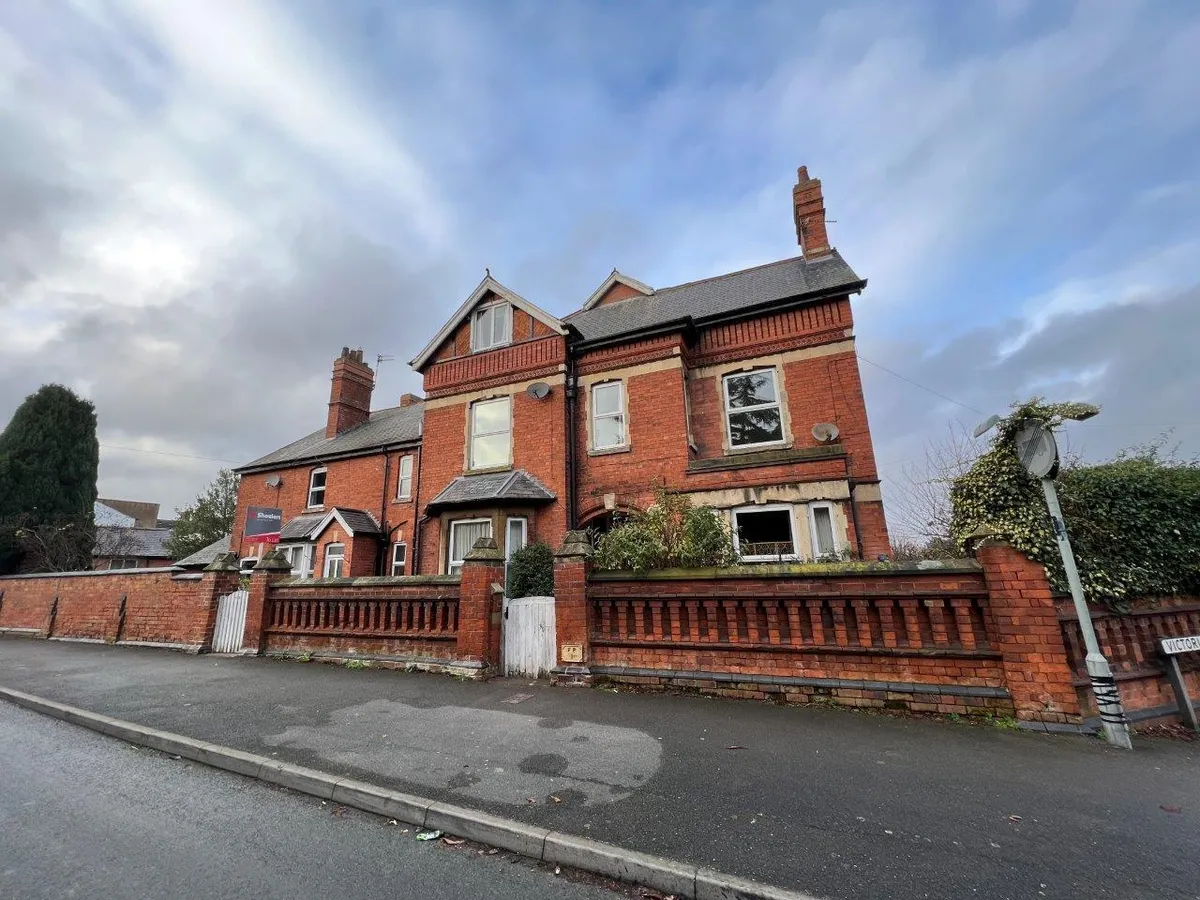 VICTORIA STREET, MELTON MOWBRAY