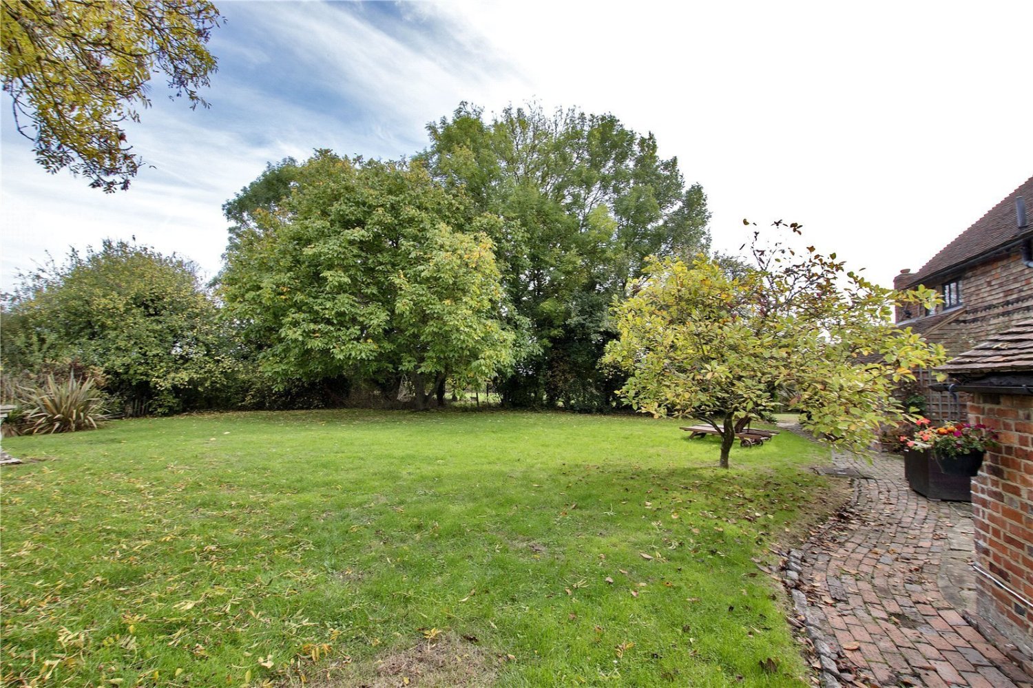 JacksonStops 5 bedroom property for sale in Great Chart, Ashford