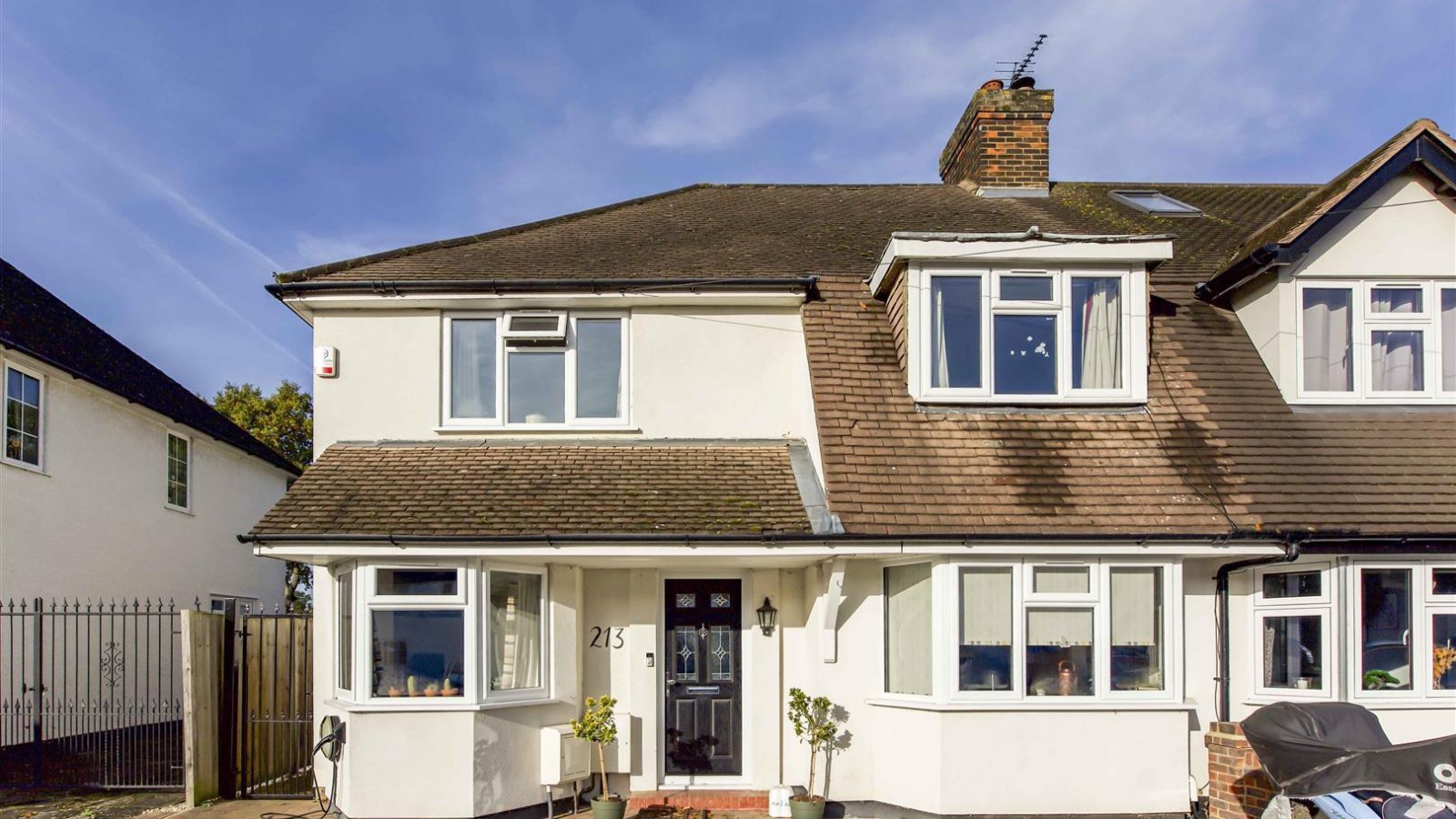 4 bedroom property for sale in The Parkway, Iver £775,000