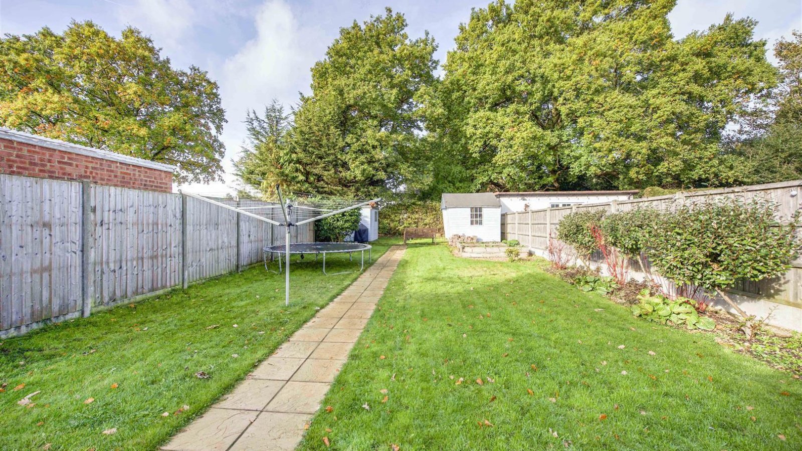 4 bedroom property for sale in The Parkway, Iver £775,000