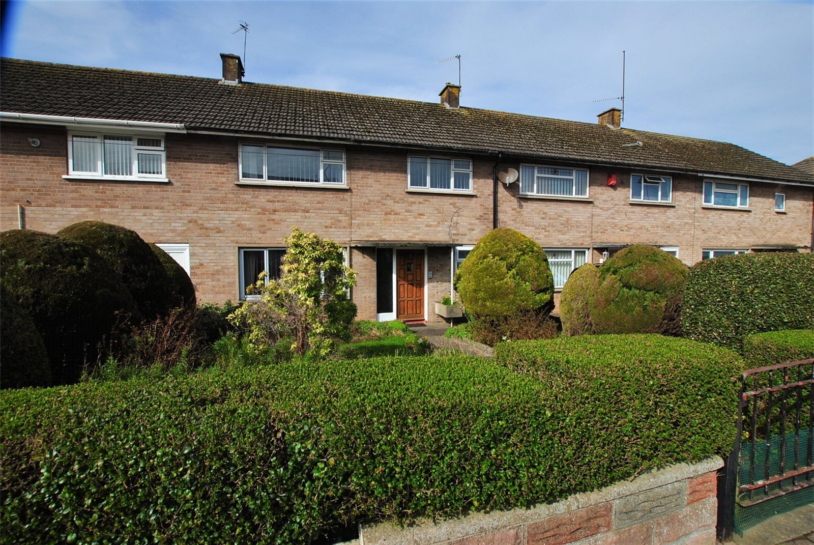 3 bedroom property for sale in Countisbury Avenue, Llanrumney, Cardiff