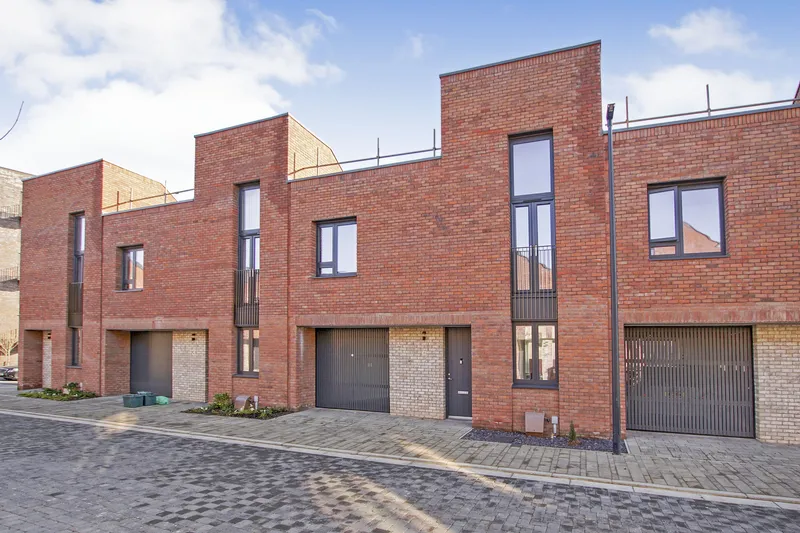 3 bedroom property for sale in Frise Street, Patchway, Bristol
